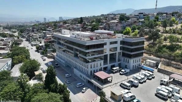 Cemil Tugay'a 'Sakın CHP'ye Geçme' Tehdidi! 'Ayağını Denk Al'